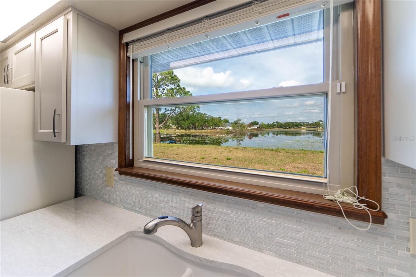 Image 5 of 31 For 1020 Avis  