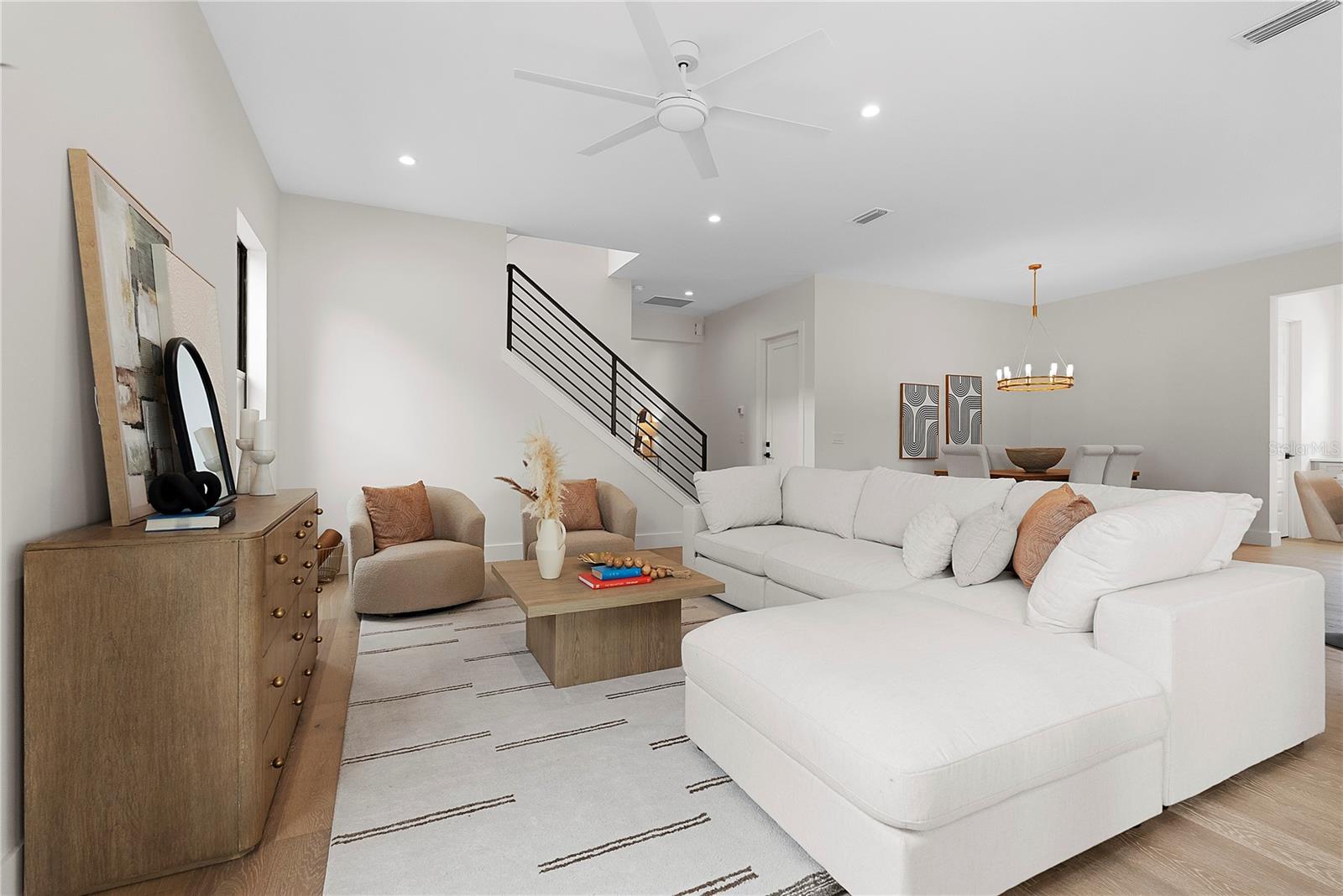 Listing photo id 6 for 2505 Amherst Avenue