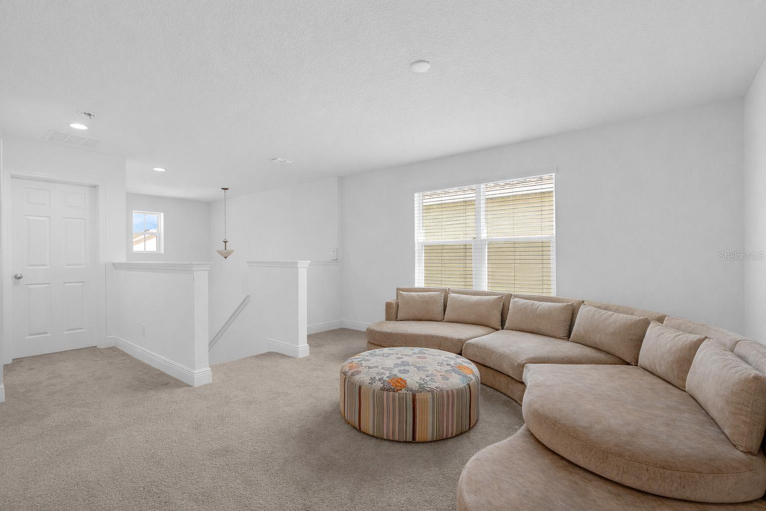 Image 16 of 31 For 14735 Erice Avenue