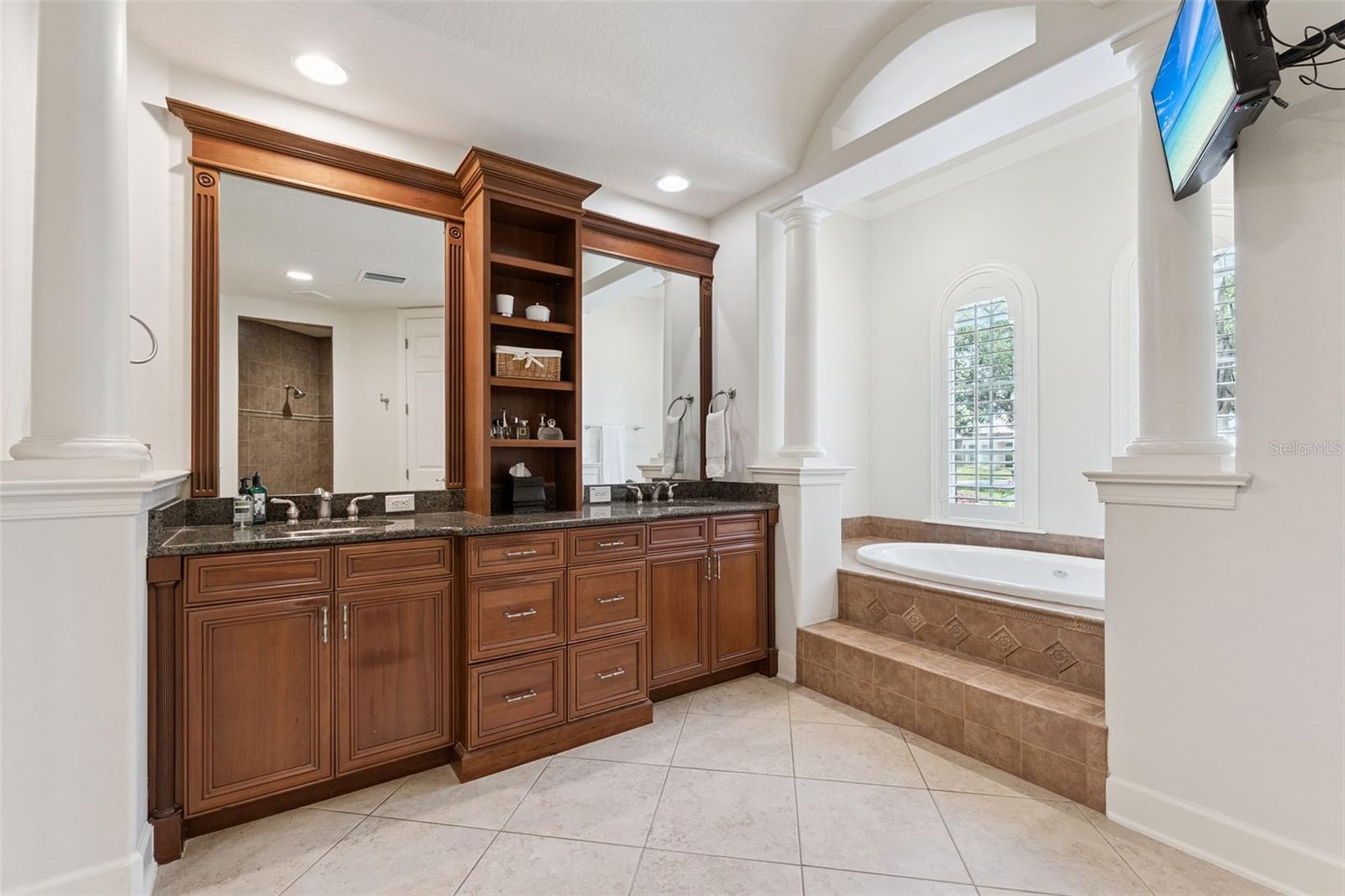 Image 25 of 57 For 5106 Tildens Grove Boulevard