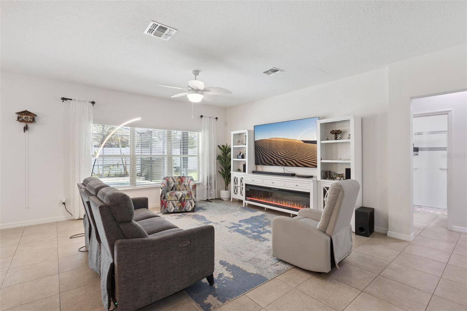 Image 11 of 60 For 940 Marsh Reed Drive