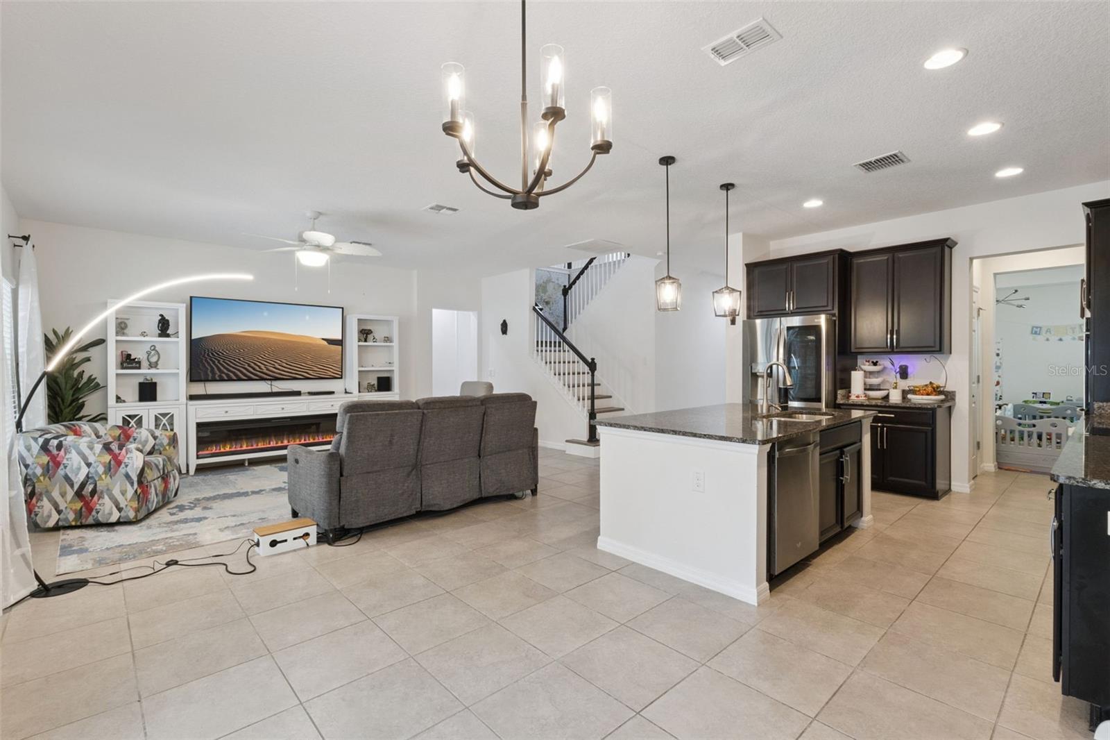 Image 13 of 60 For 940 Marsh Reed Drive