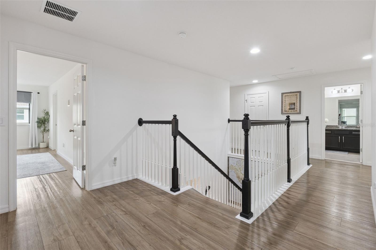 Image 21 of 60 For 940 Marsh Reed Drive