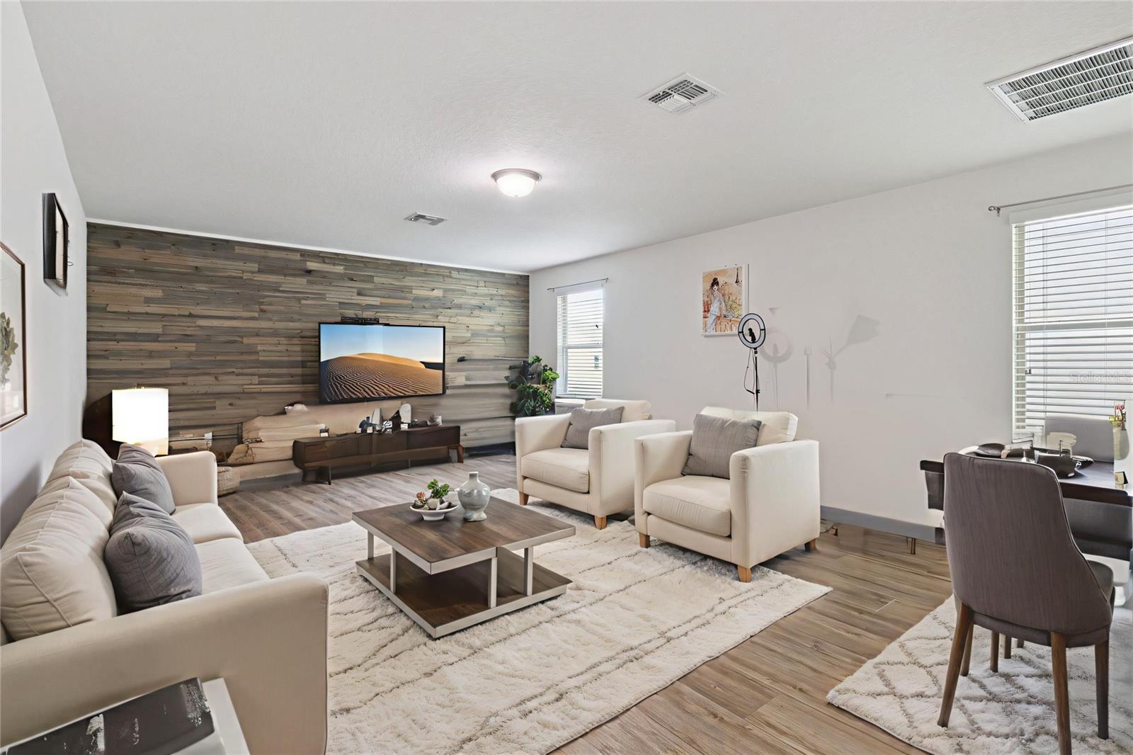 Image 24 of 60 For 940 Marsh Reed Drive