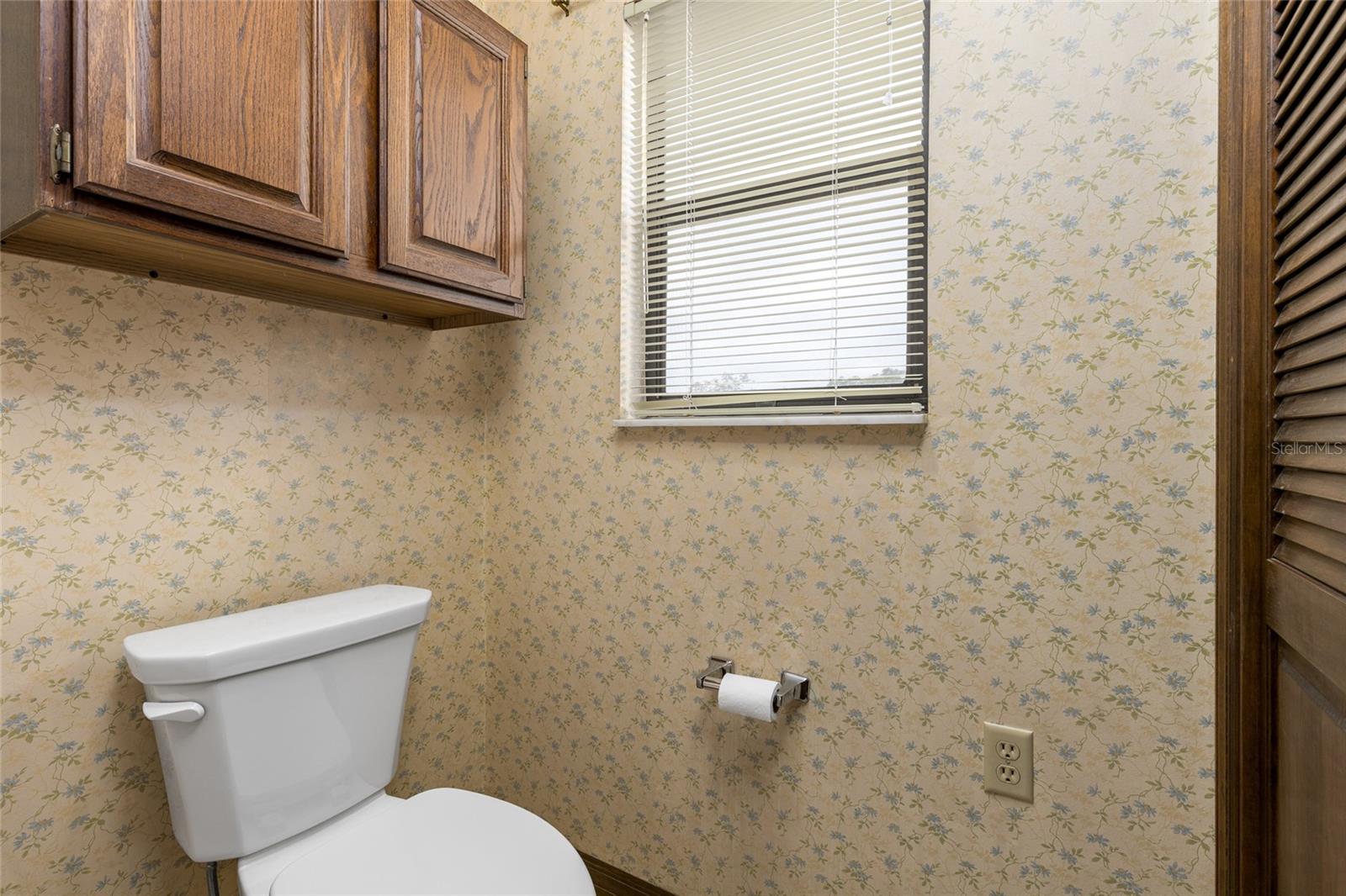 Image 26 of 33 For 1525 Swann Avenue