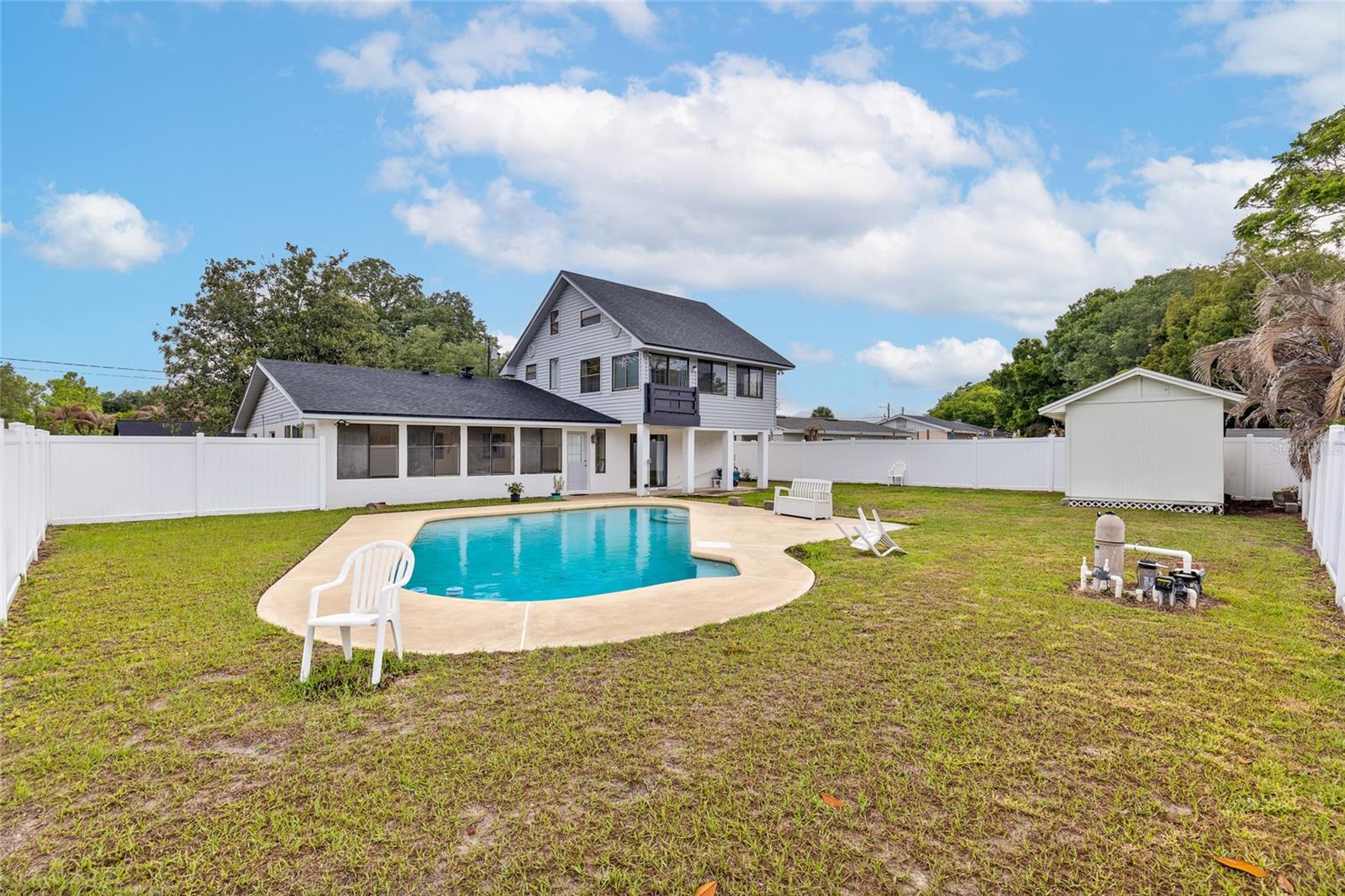 Image 5 of 33 For 1525 Swann Avenue