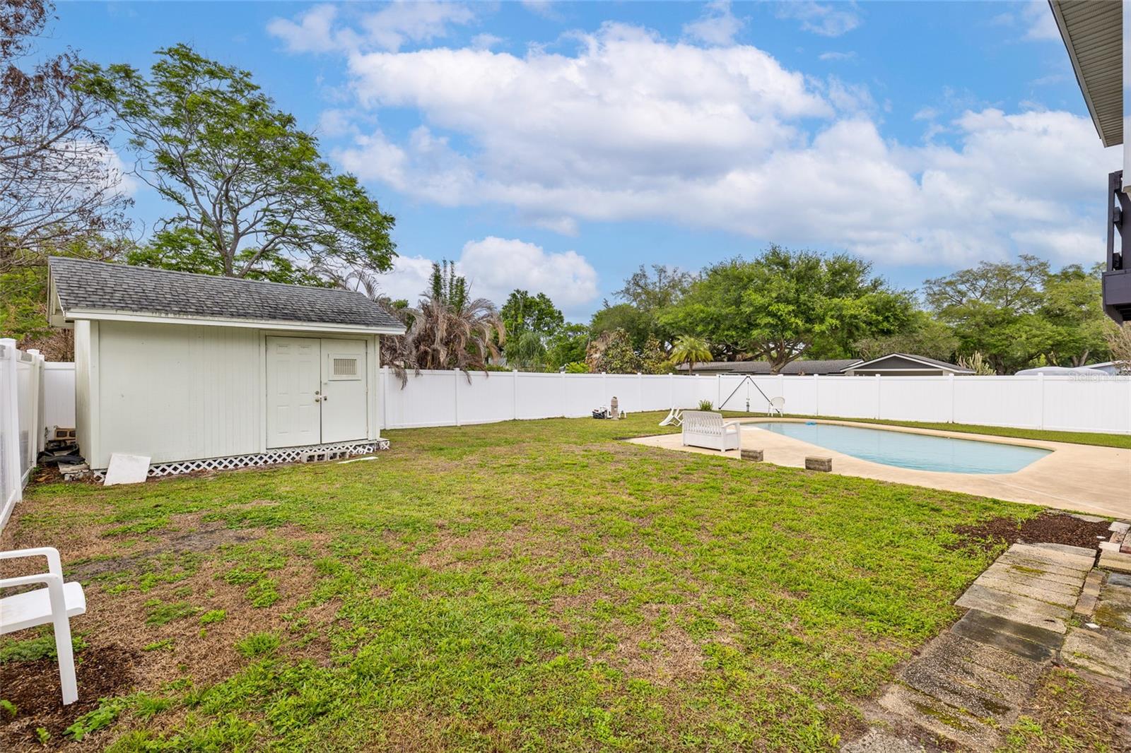 Image 6 of 33 For 1525 Swann Avenue