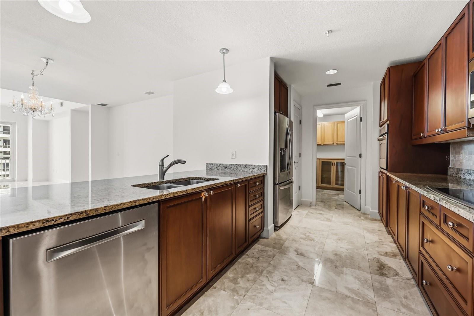 Image 14 of 38 For 100 Eola Drive 1605