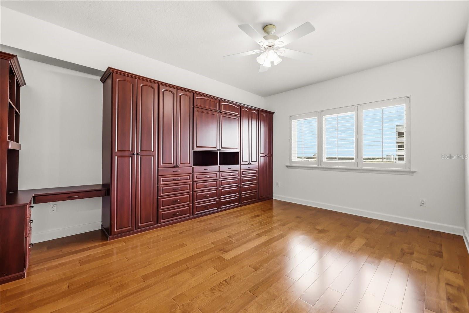 Image 16 of 38 For 100 Eola Drive 1605