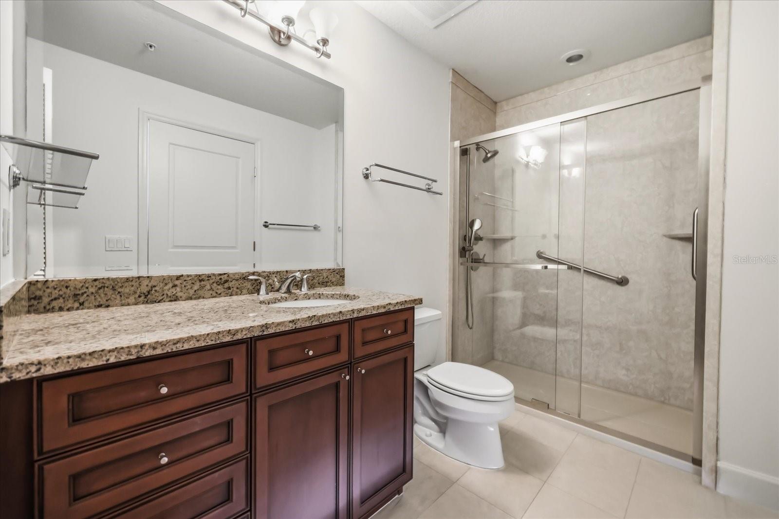 Image 21 of 38 For 100 Eola Drive 1605