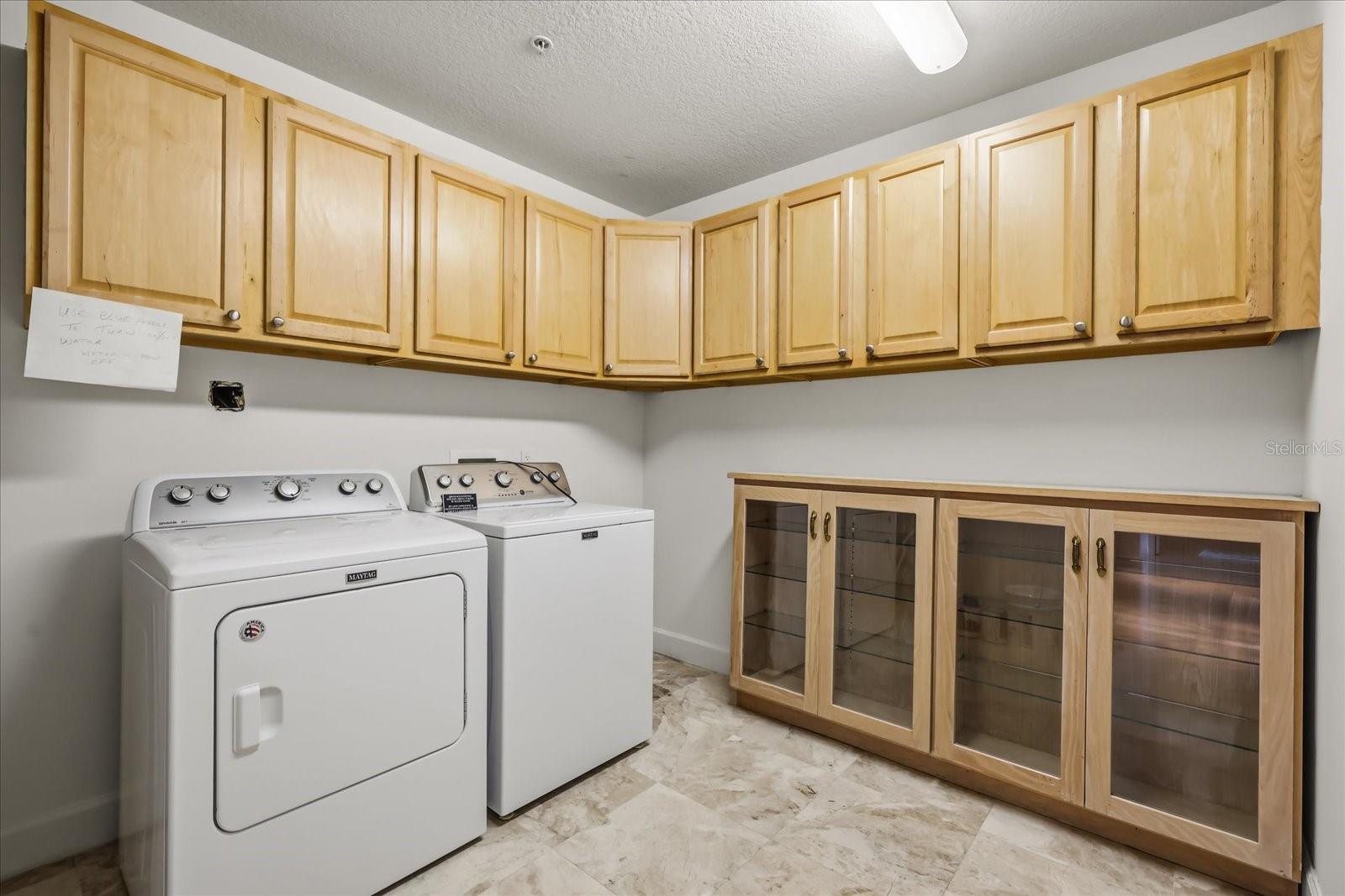 Image 23 of 38 For 100 Eola Drive 1605