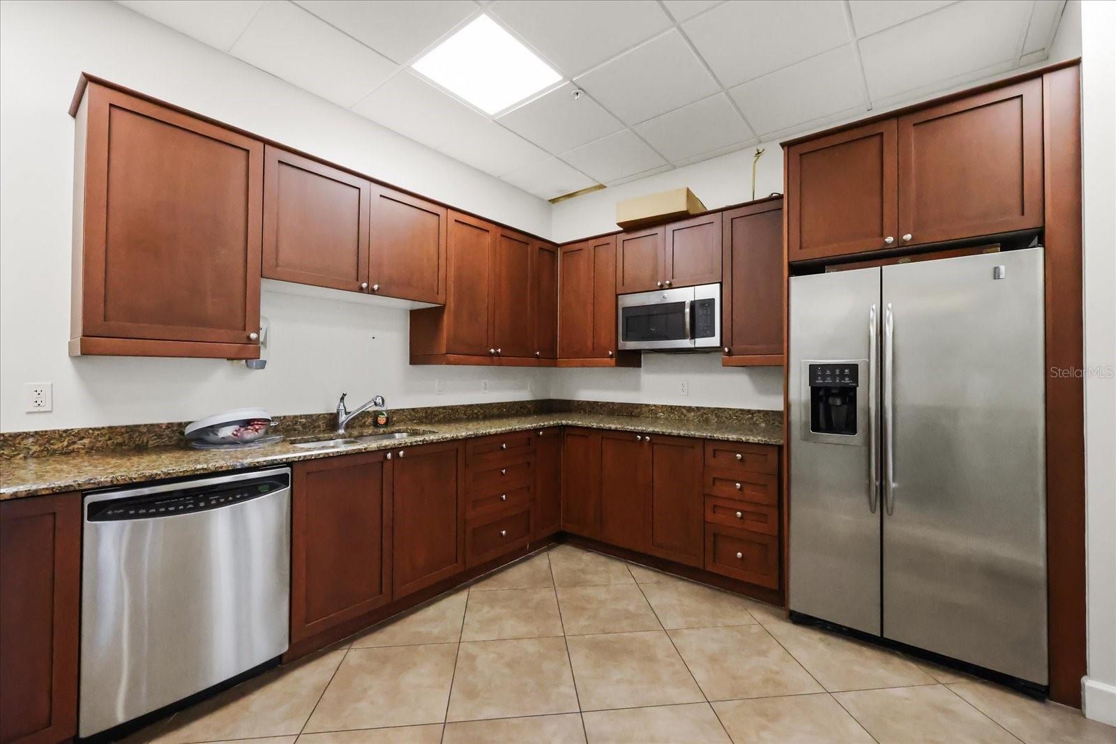 Image 35 of 38 For 100 Eola Drive 1605