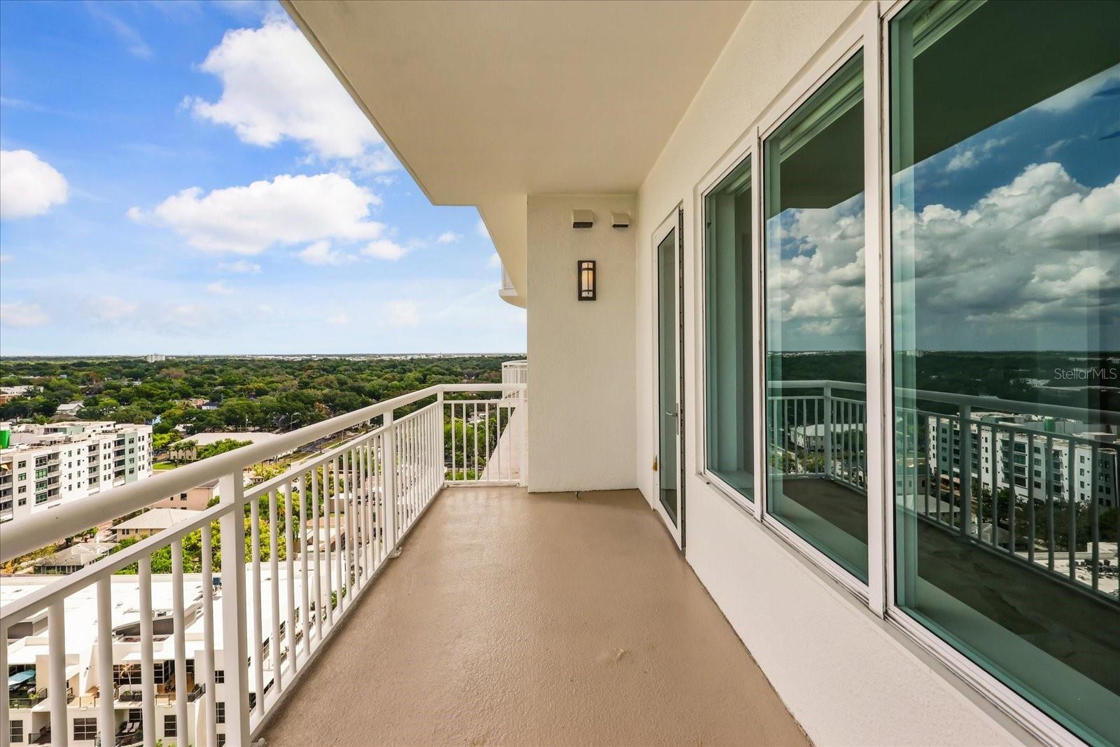 Image 5 of 38 For 100 Eola Drive 1605