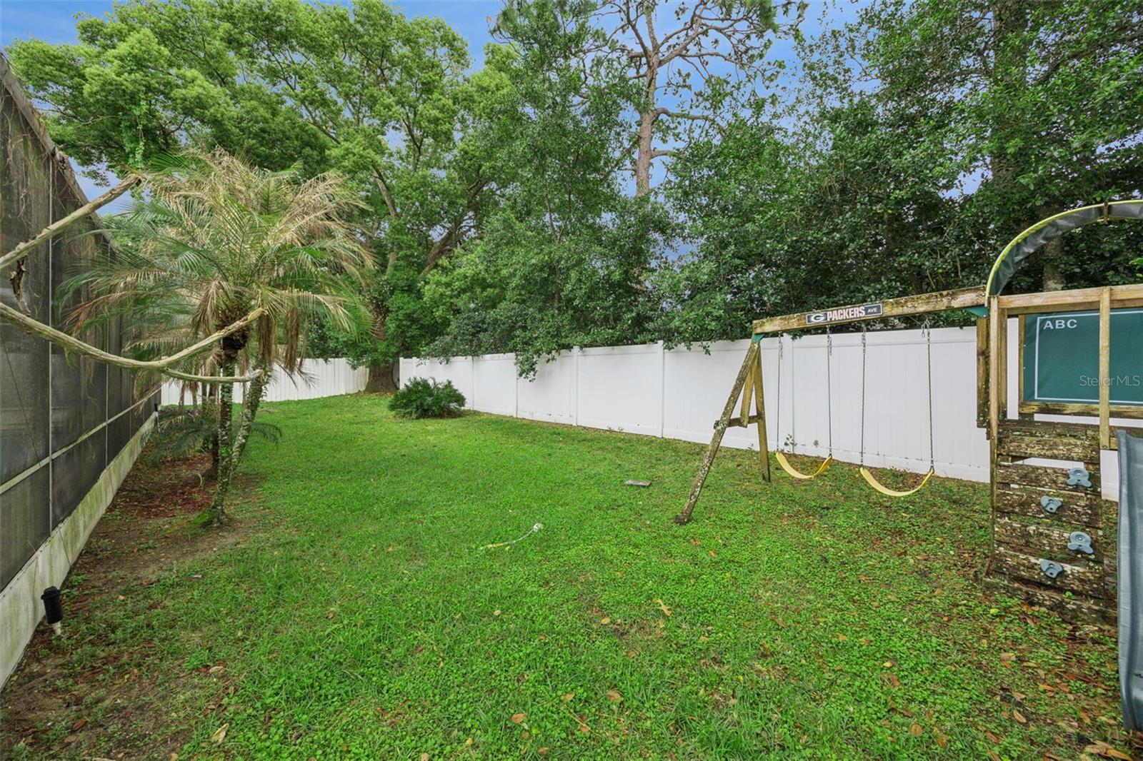 Image 28 of 63 For 603 Sweetwater Boulevard