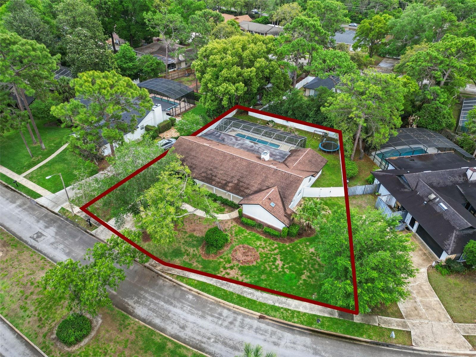 Image 34 of 63 For 603 Sweetwater Boulevard