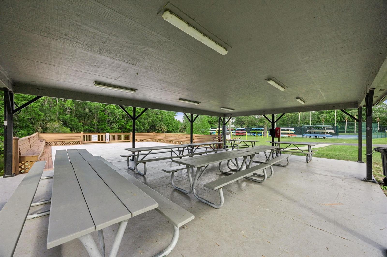 Image 38 of 63 For 603 Sweetwater Boulevard