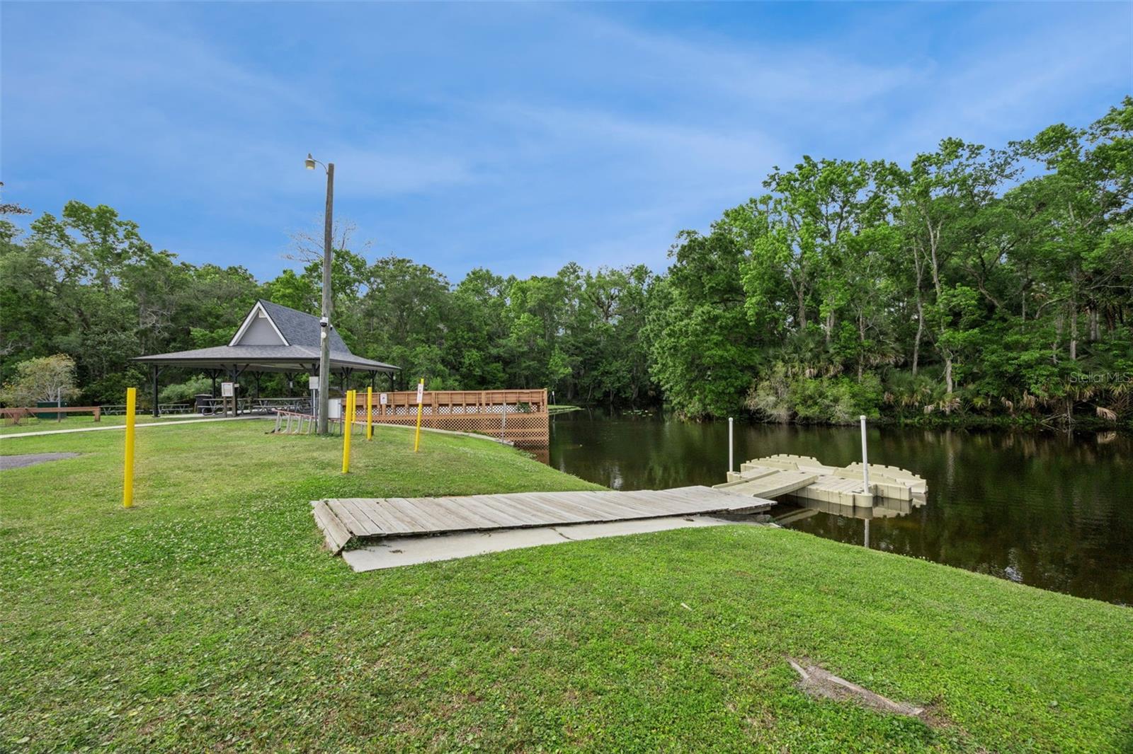 Image 41 of 63 For 603 Sweetwater Boulevard