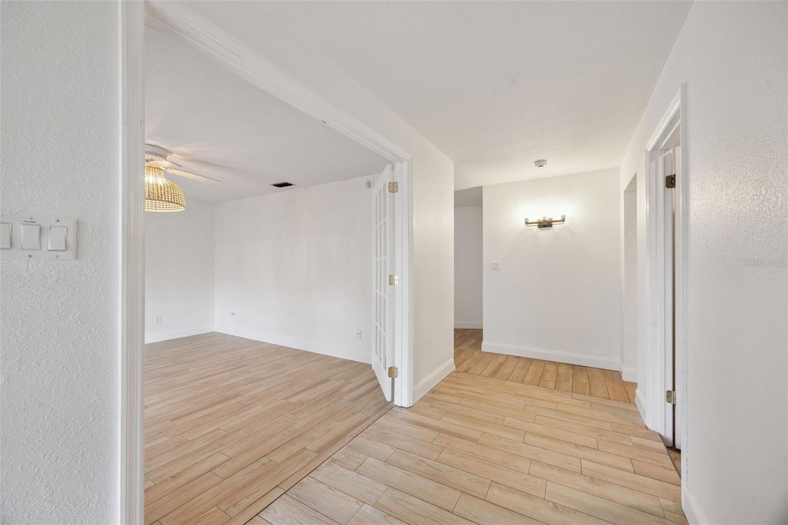 Image 5 of 63 For 603 Sweetwater Boulevard