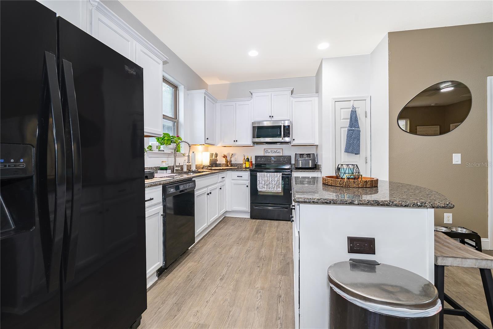 Image 10 of 19 For 2031 Trillium Boulevard