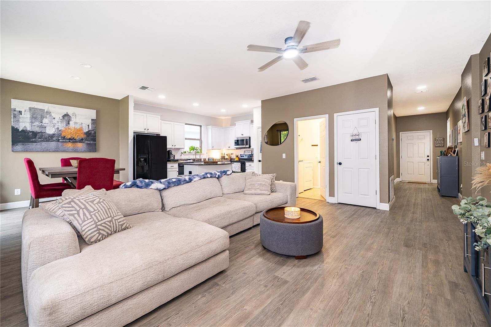 Image 5 of 19 For 2031 Trillium Boulevard