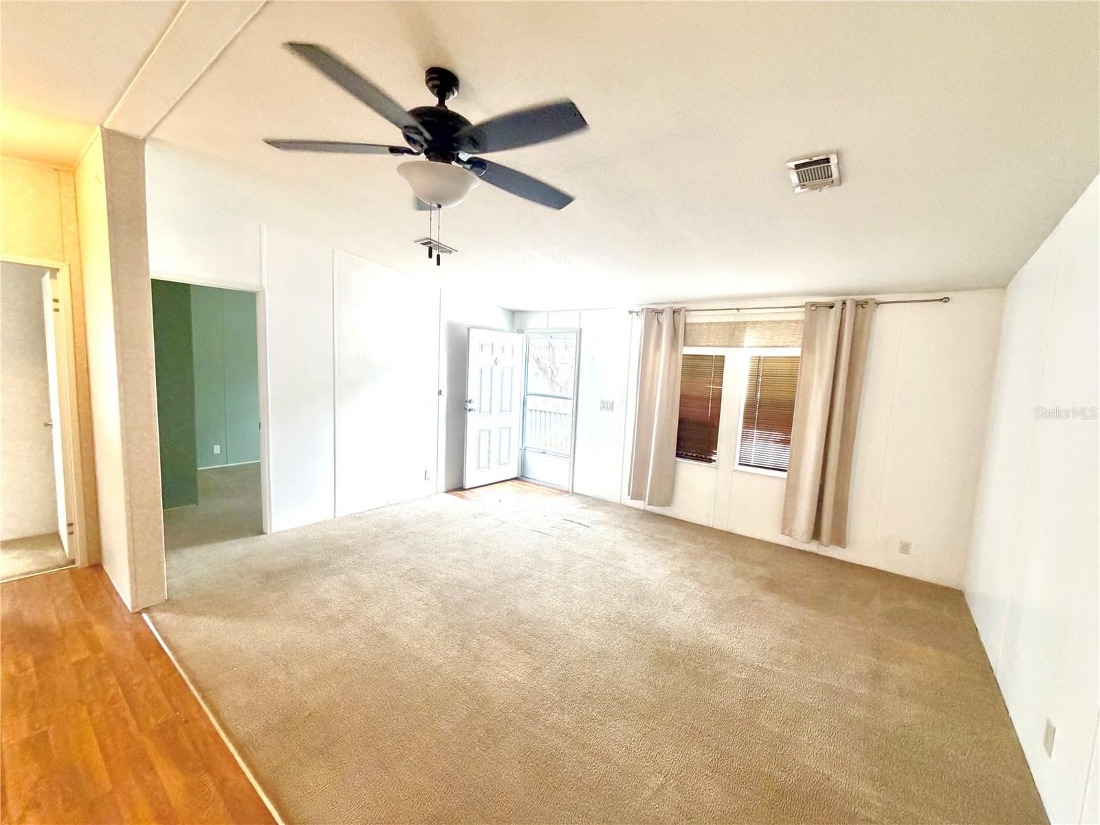 Image 8 of 19 For 2115 Bruce Street
