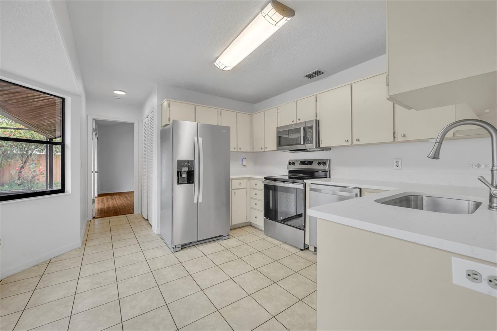 Image 13 of 29 For 736 Warrenton Road