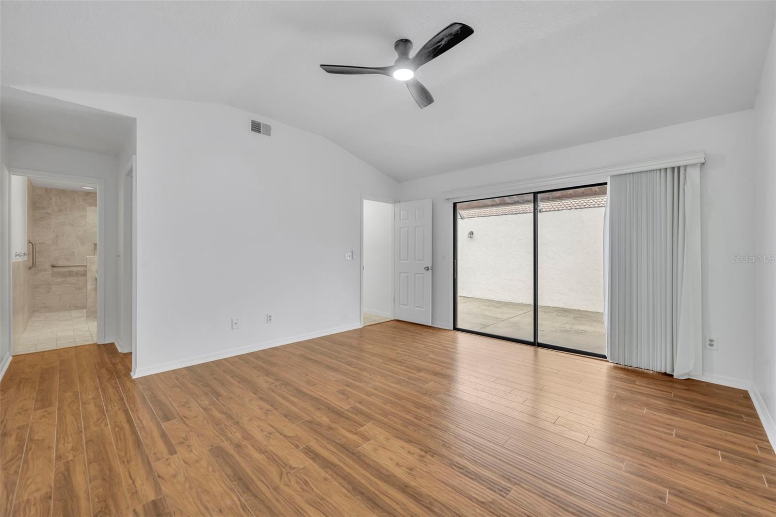 Image 16 of 29 For 736 Warrenton Road