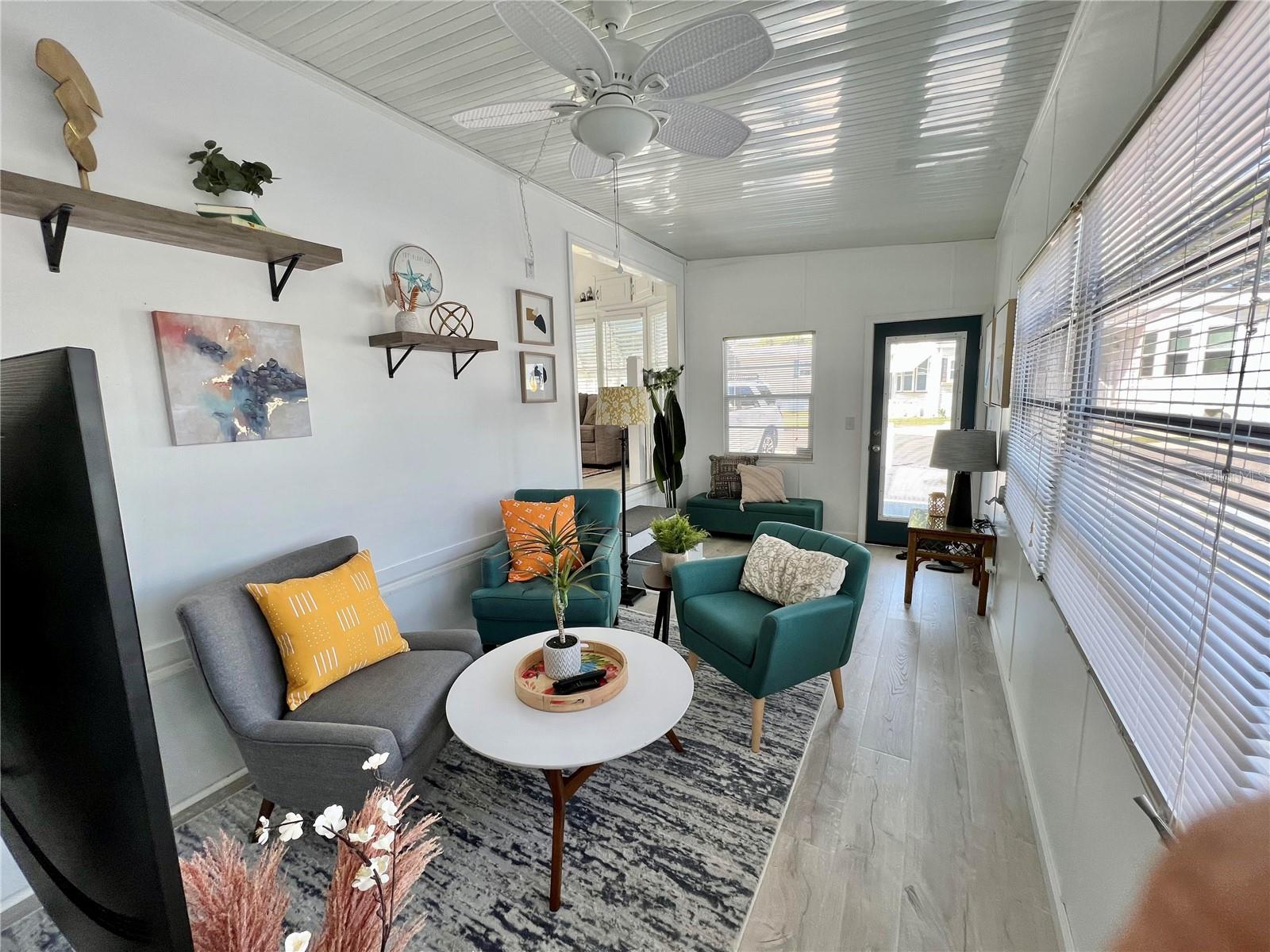 Image 15 of 20 For 9000 Us Highway 192  929