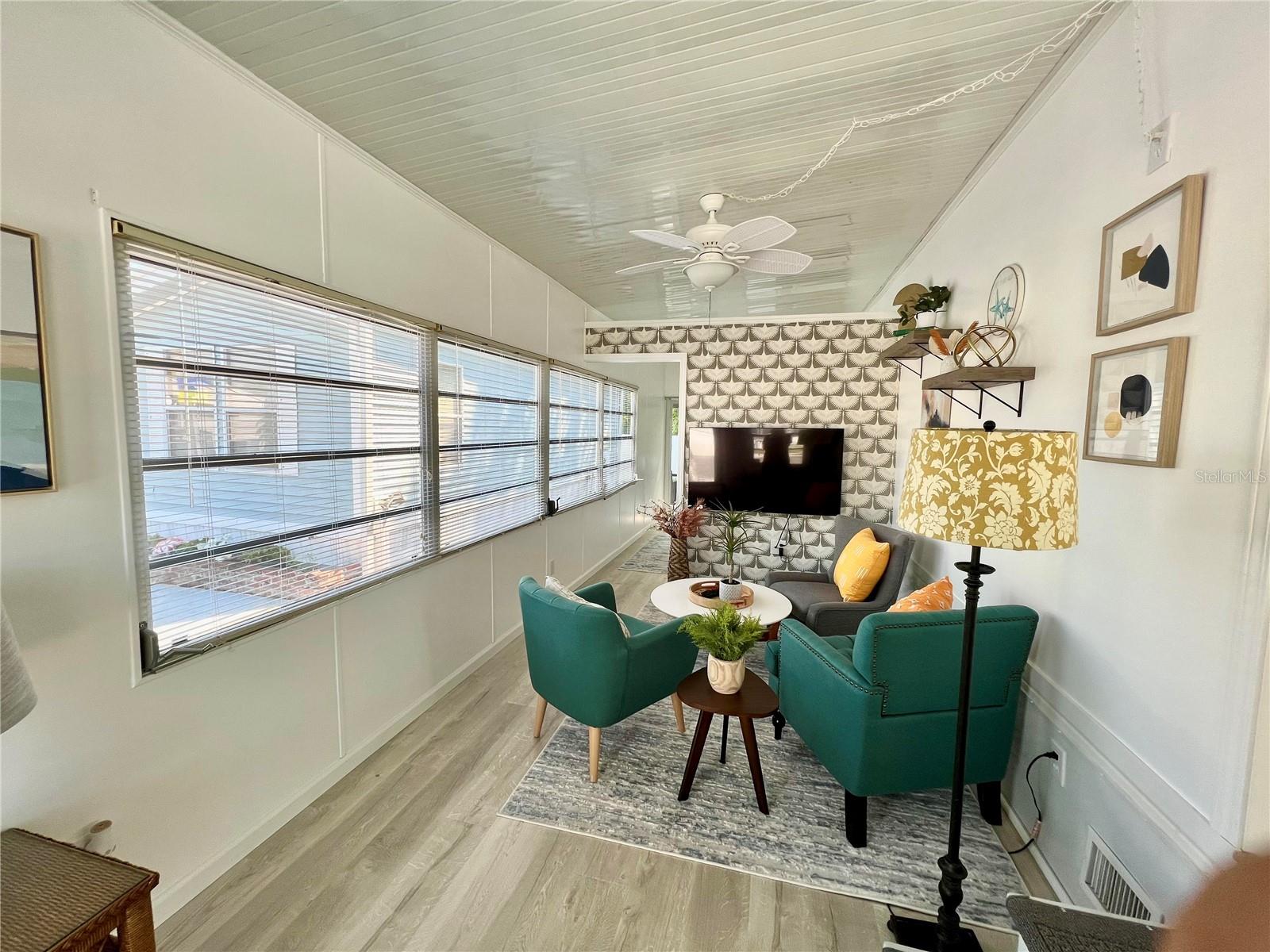 Image 16 of 20 For 9000 Us Highway 192  929