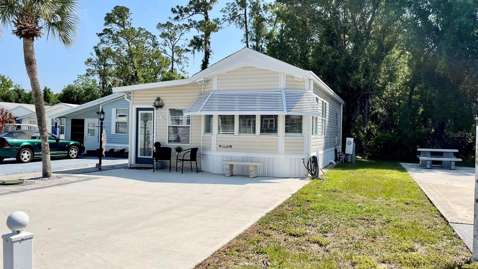 Image 2 of 20 For 9000 Us Highway 192  929