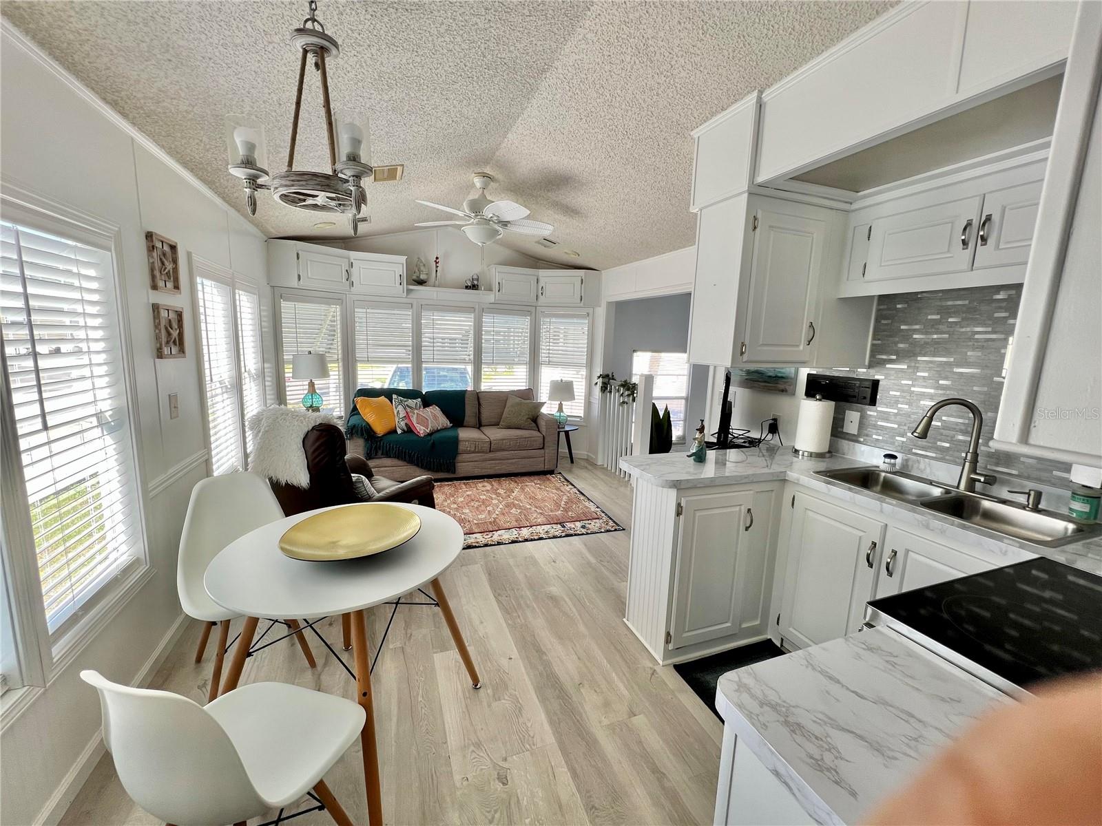 Image 8 of 20 For 9000 Us Highway 192  929