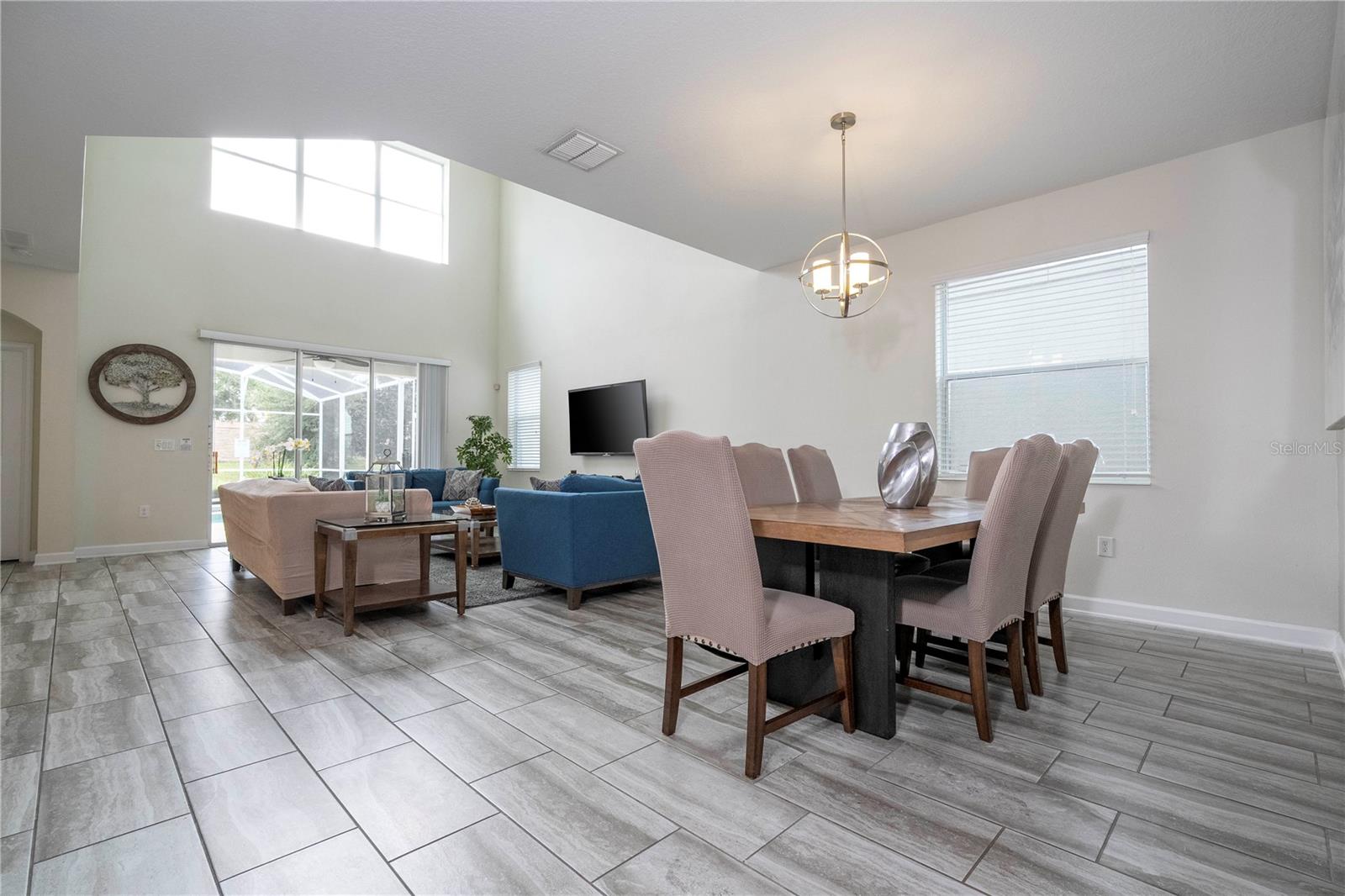 Image 20 of 100 For 1646 Moon Valley Drive