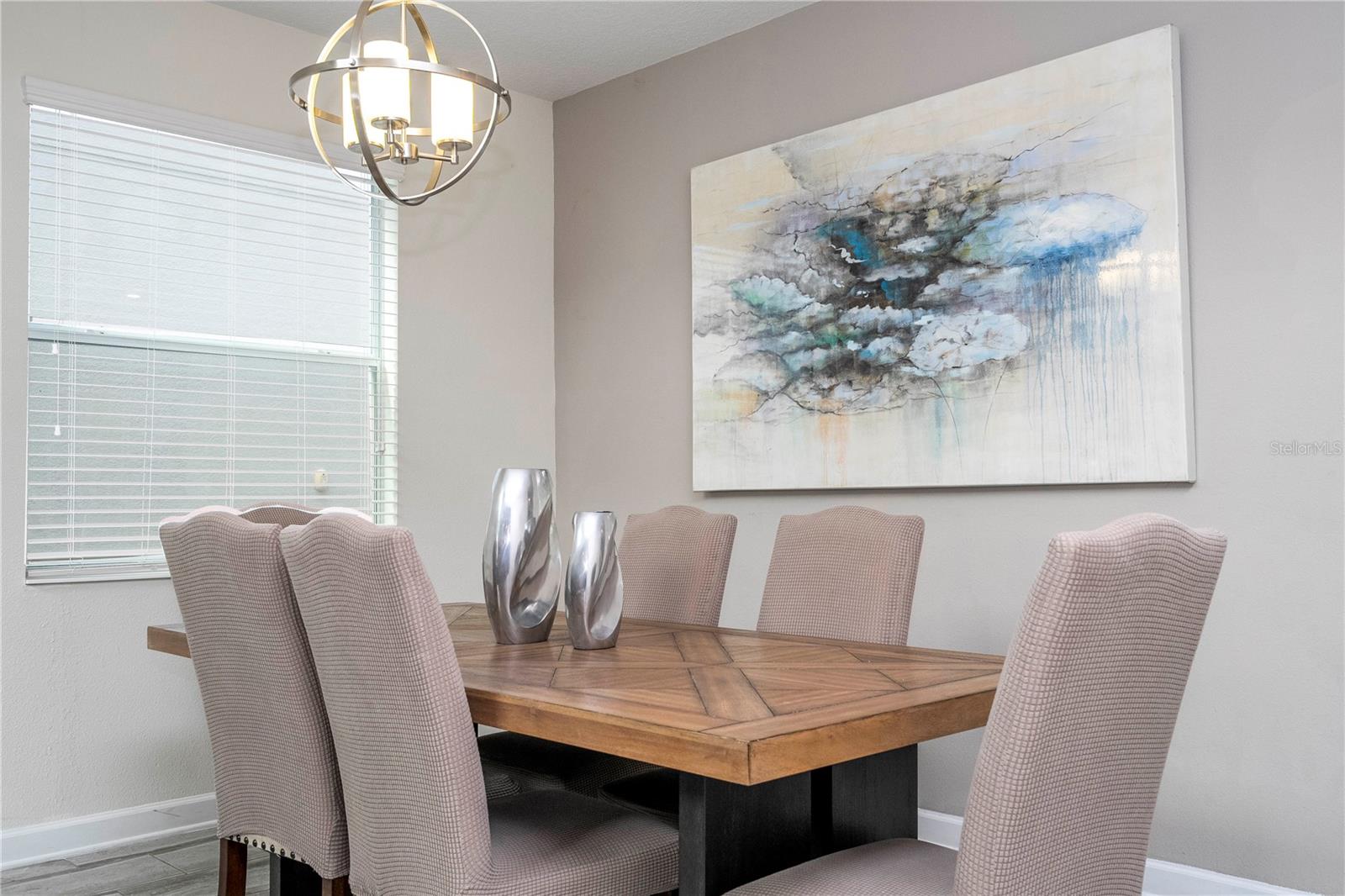 Image 22 of 100 For 1646 Moon Valley Drive