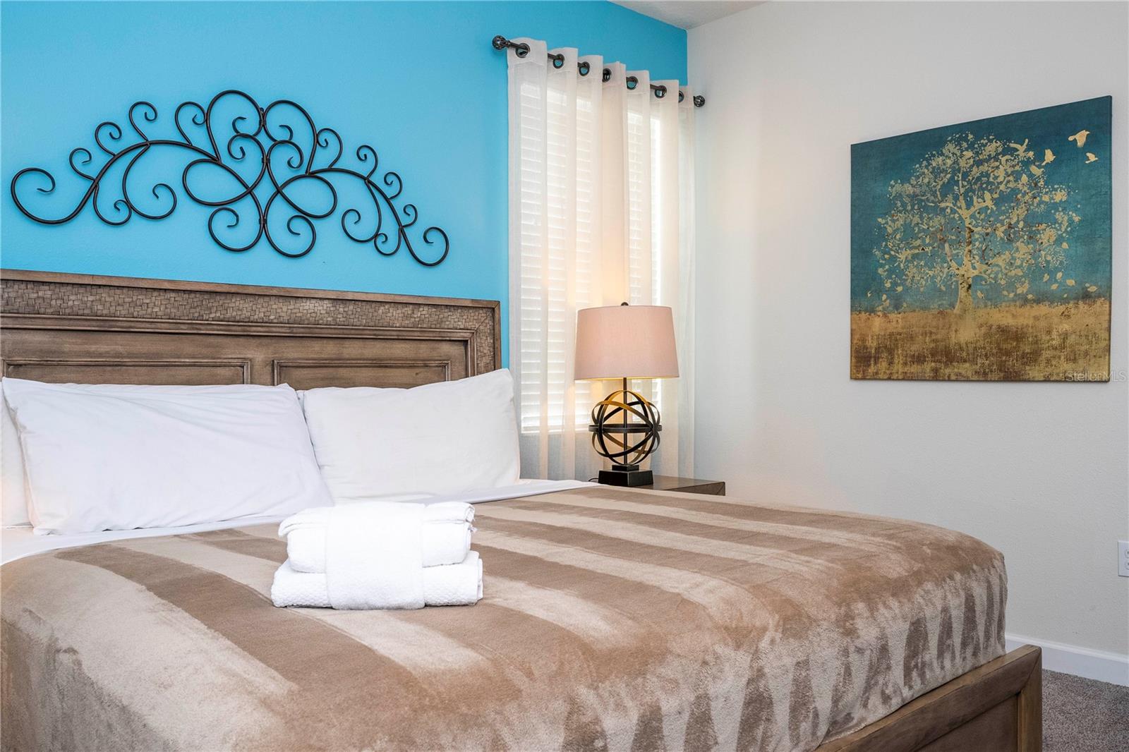 Image 49 of 100 For 1646 Moon Valley Drive