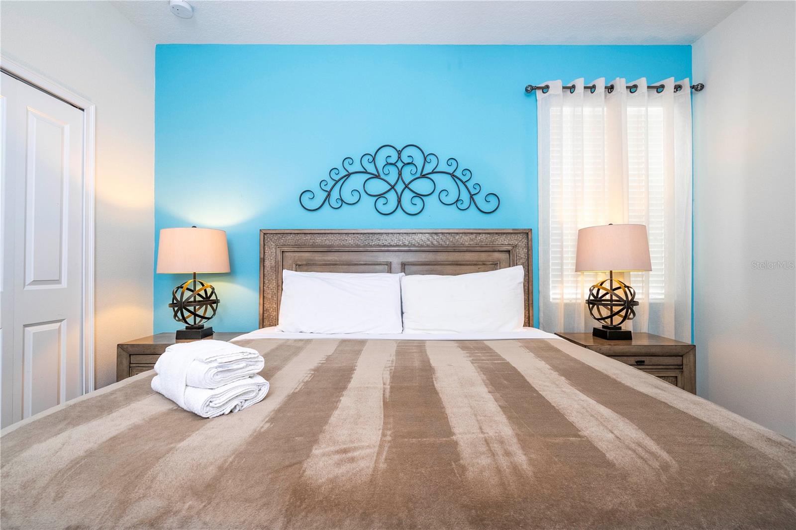 Image 51 of 100 For 1646 Moon Valley Drive