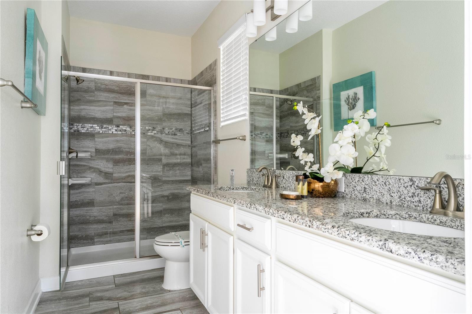 Image 54 of 100 For 1646 Moon Valley Drive