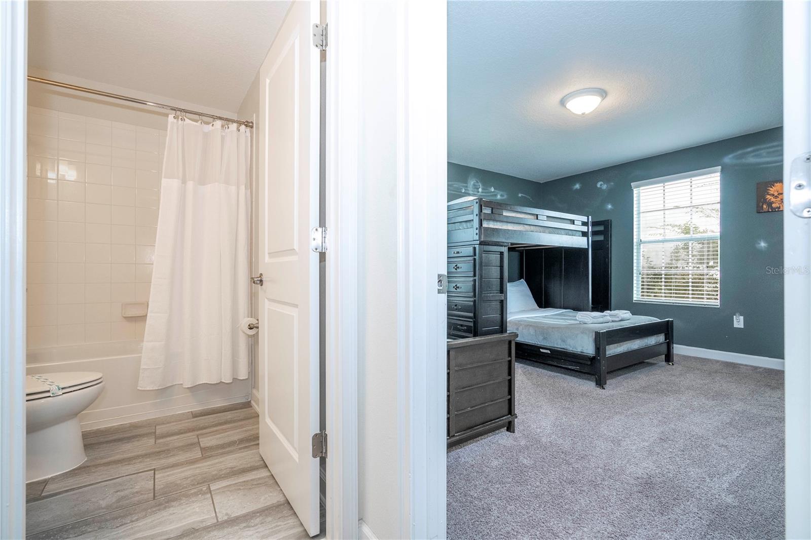 Image 65 of 100 For 1646 Moon Valley Drive