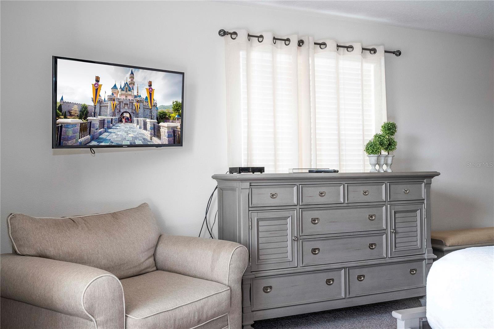 Image 85 of 100 For 1646 Moon Valley Drive