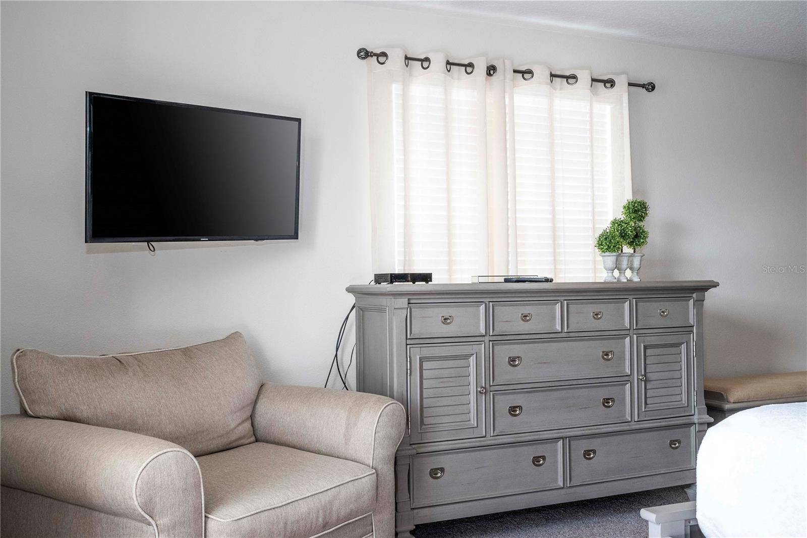 Image 86 of 100 For 1646 Moon Valley Drive