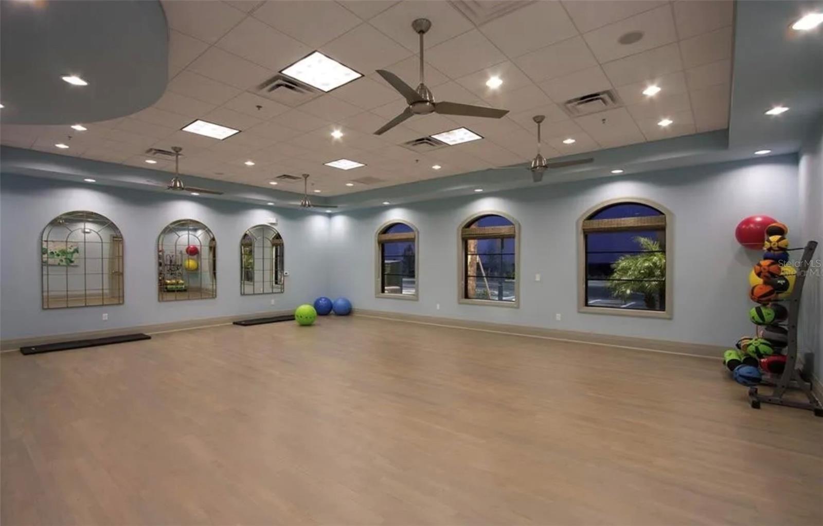 Image 95 of 100 For 1646 Moon Valley Drive