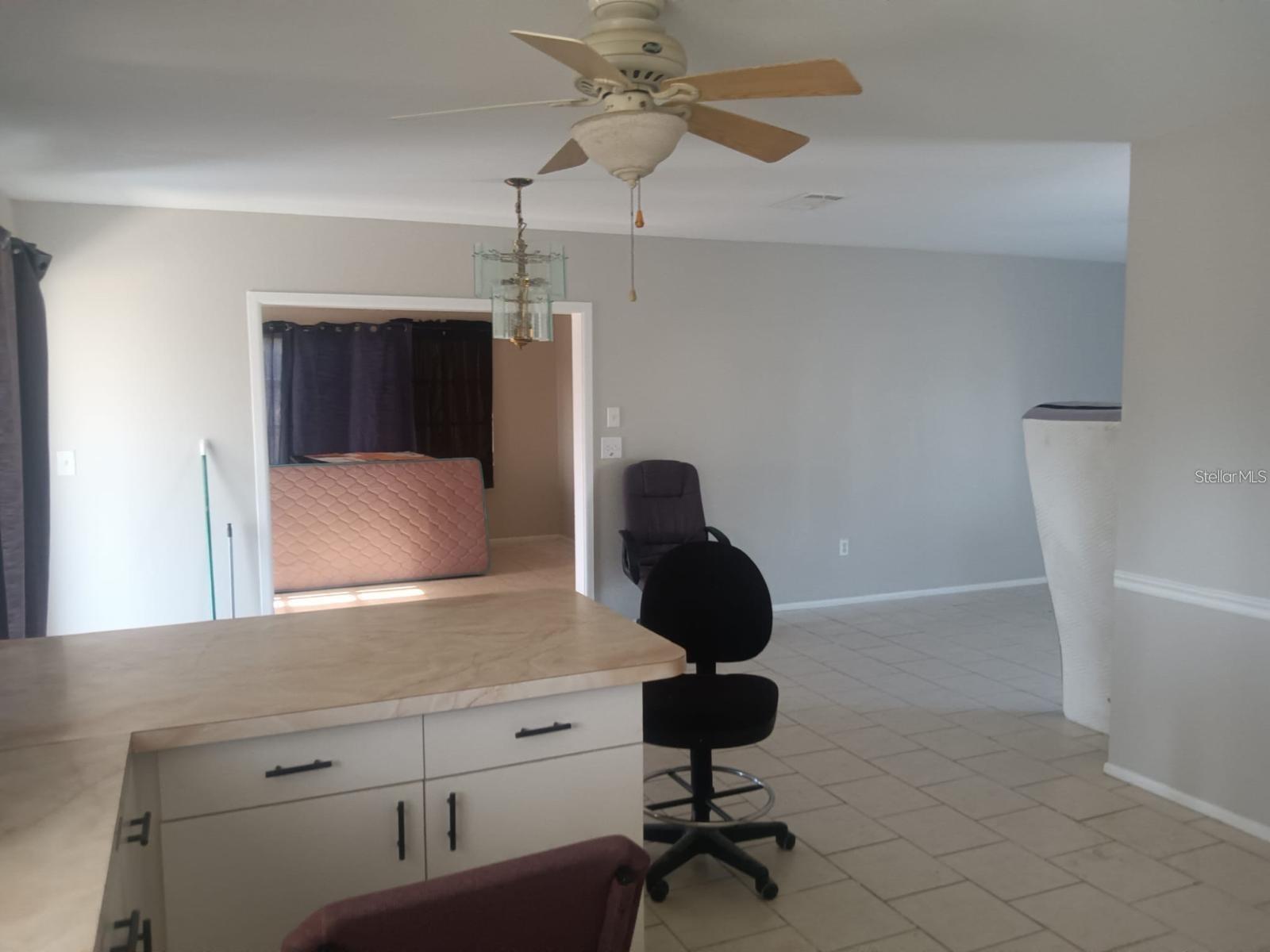 Image 13 of 18 For 5052 Trekell Street