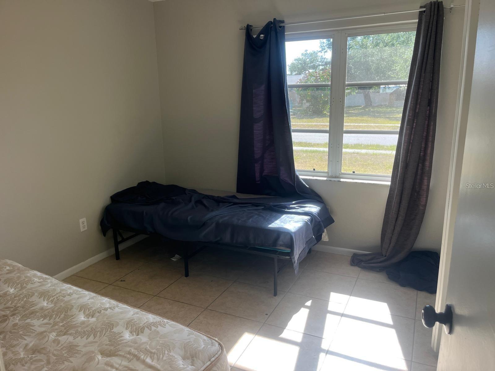 Image 9 of 18 For 5052 Trekell Street