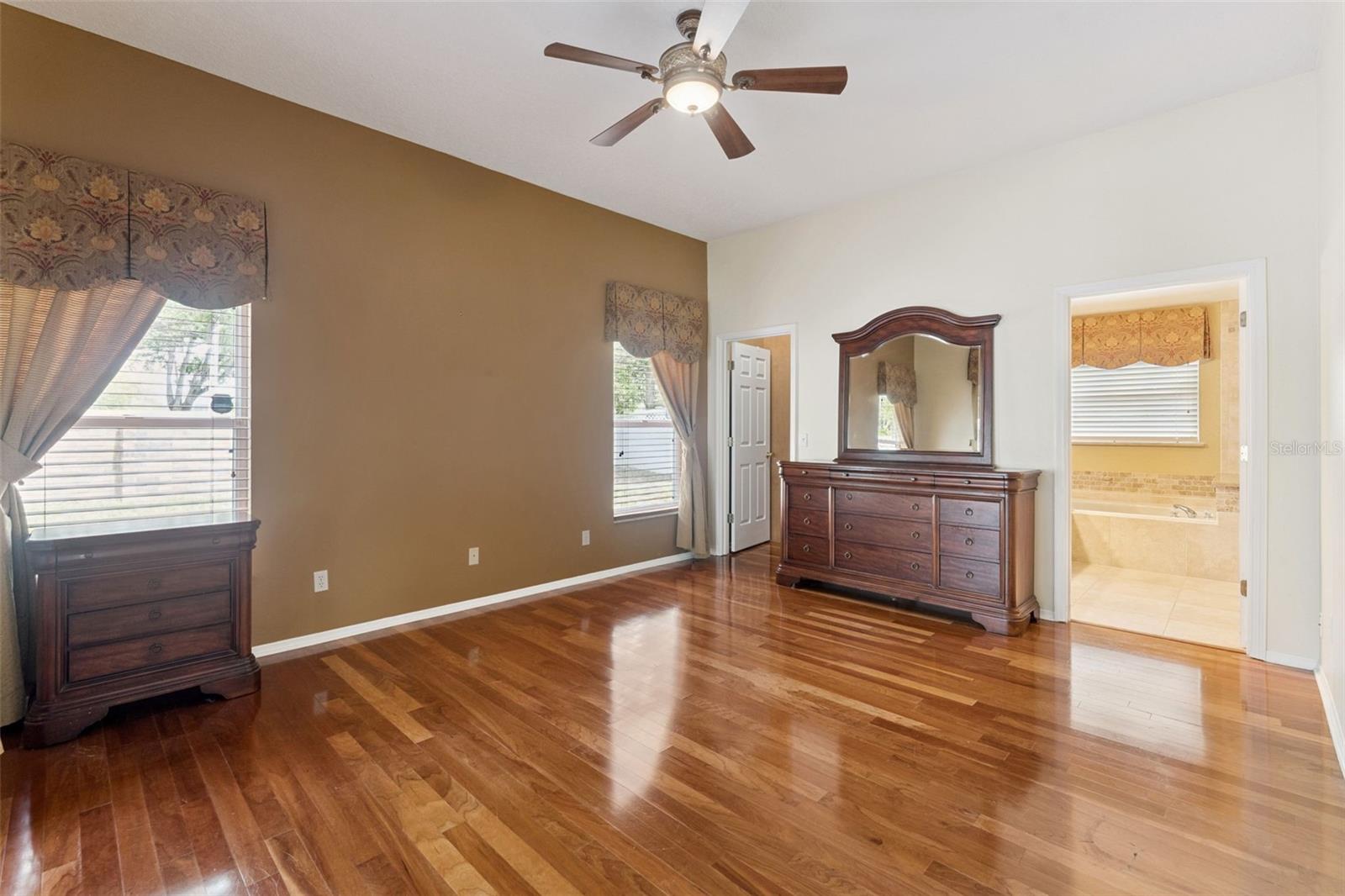 Image 16 of 40 For 788 Andover Circle