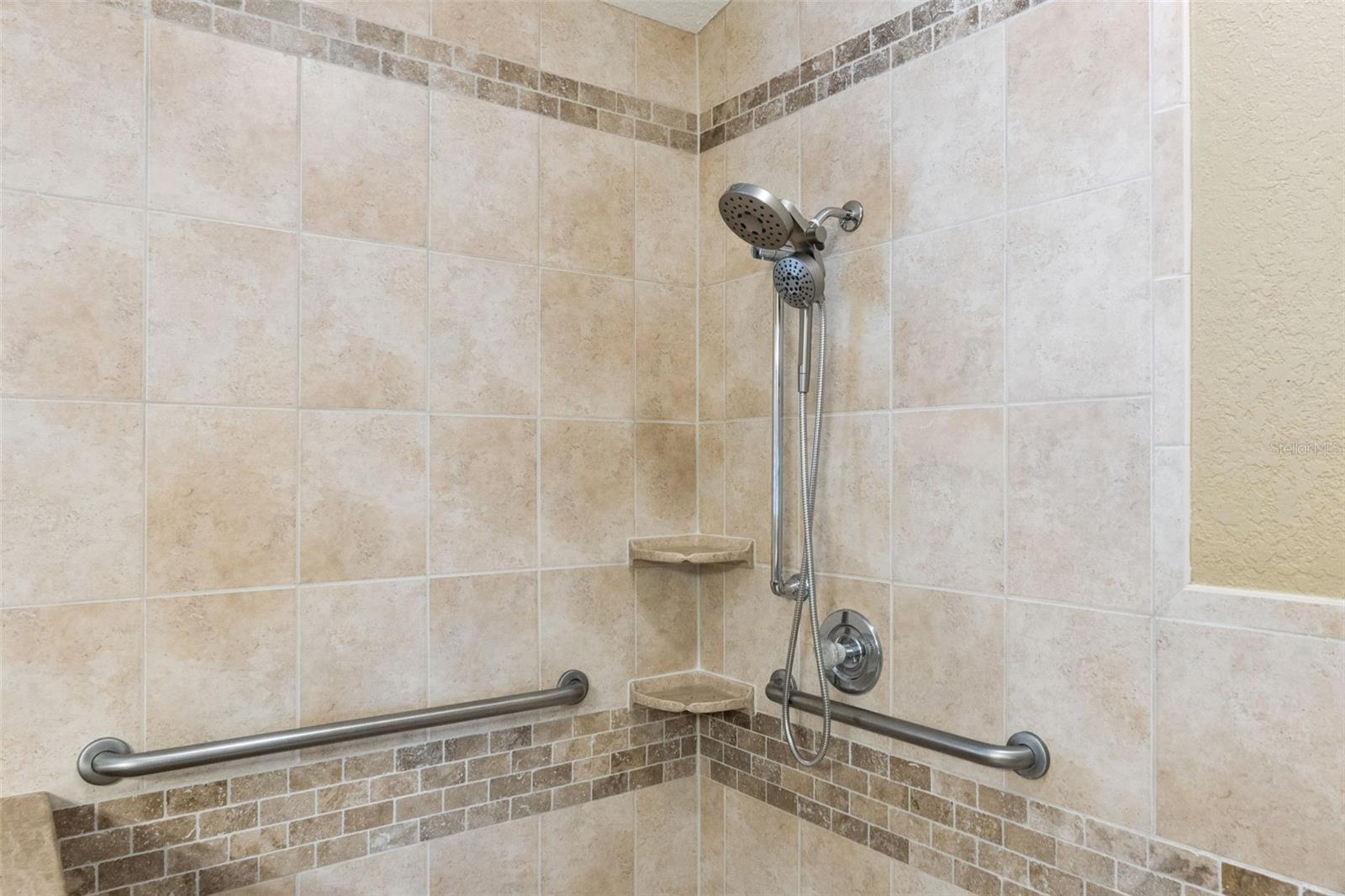 Image 20 of 40 For 788 Andover Circle