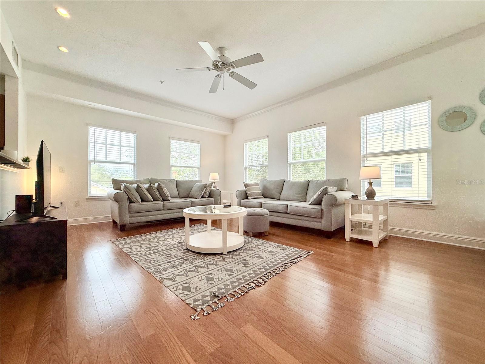 Image 7 of 19 For 630 Blue Taverna Lane