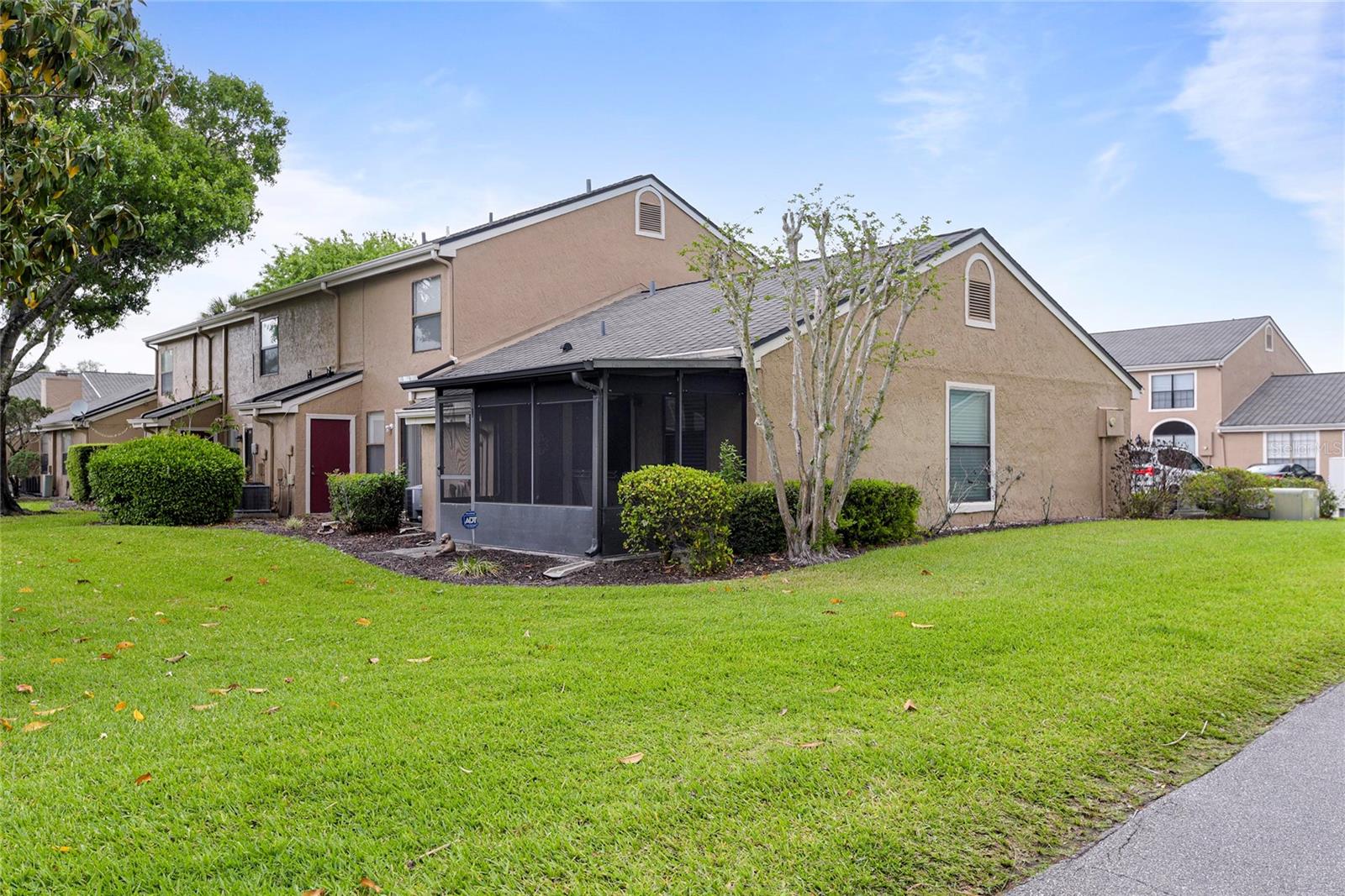 Image 2 of 32 For 610 Casa Park G Court