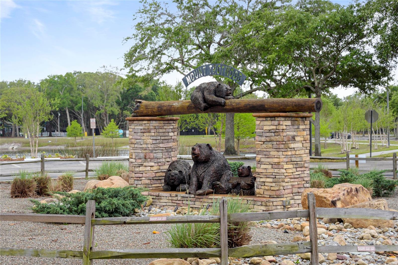 Image 24 of 32 For 610 Casa Park G Court