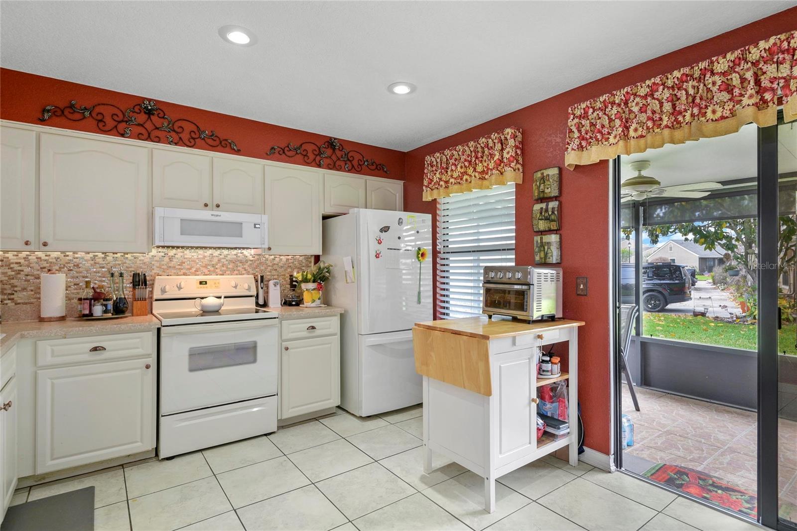 Image 9 of 32 For 610 Casa Park G Court