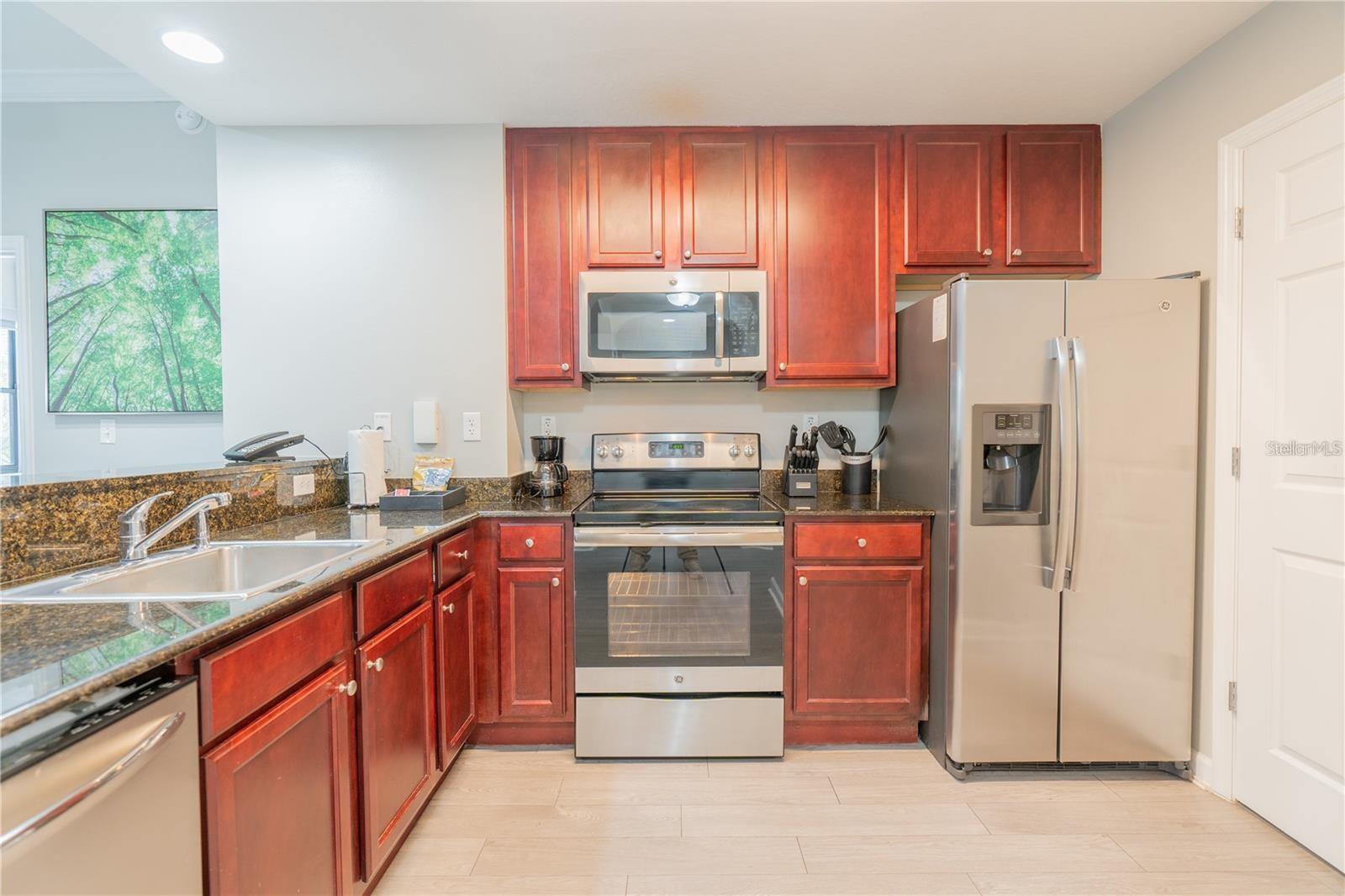 Image 17 of 50 For 14501 Grove Resort Avenue 1310