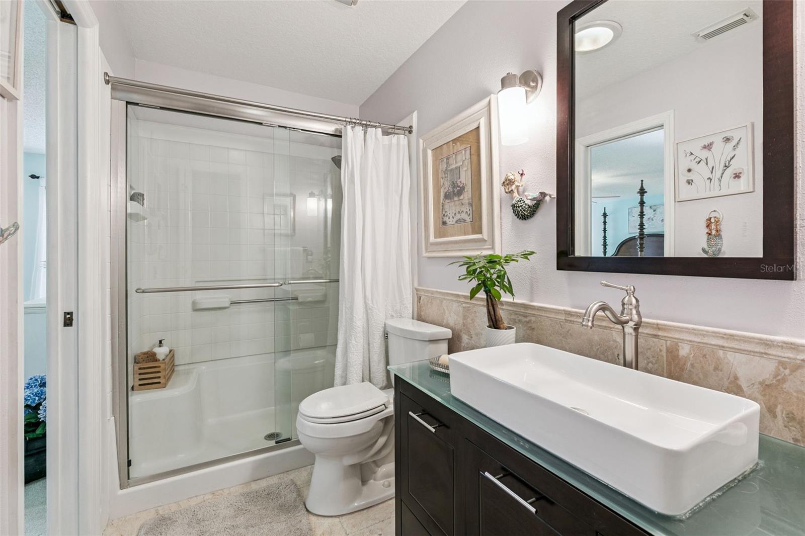 Image 17 of 32 For 371 Augustine Court